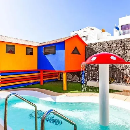 Villa Playa Blanca Sleeps 10 Pool Air Con Wifi *
